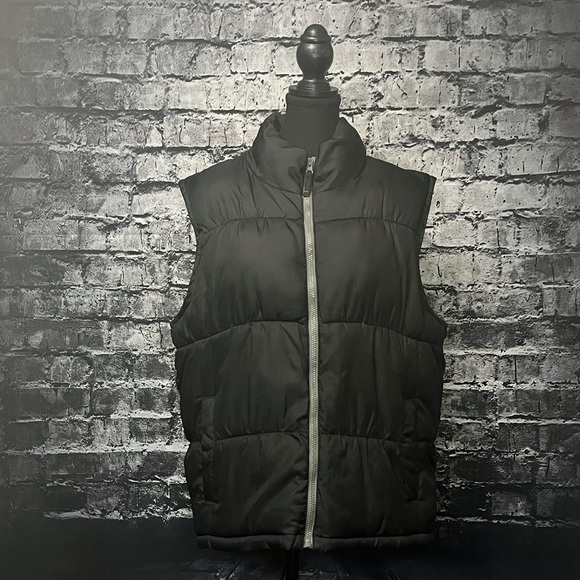 Old Navy Vest - Picture 2 of 5